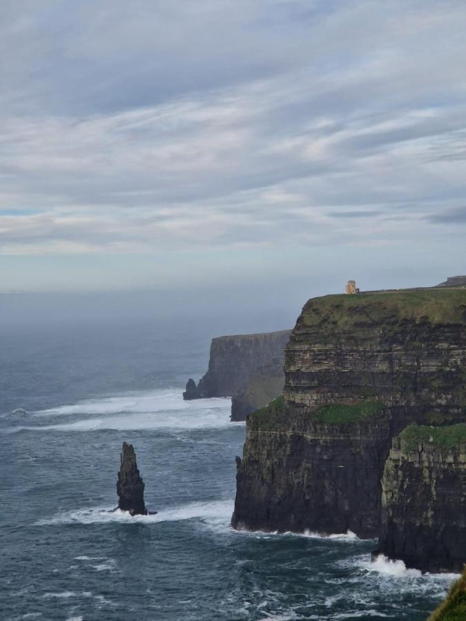 The Cliffs Of Moher House, דולין מראה חיצוני תמונה